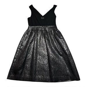 Max & Cleo Metallic Silver & Black Cocktail Dress Size 6